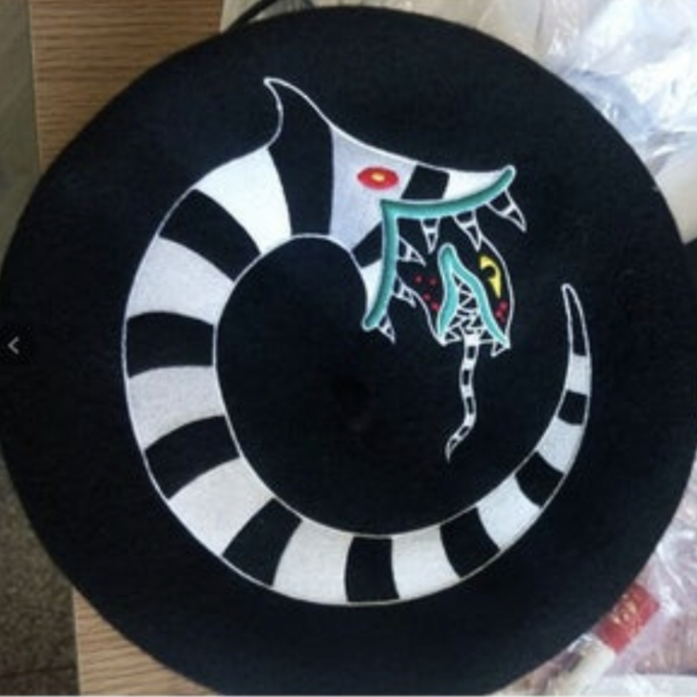 NWOT Strange and Unusual beret - limited